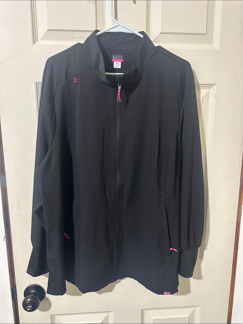Koi lite Women's Black Utility Scrub Jacket